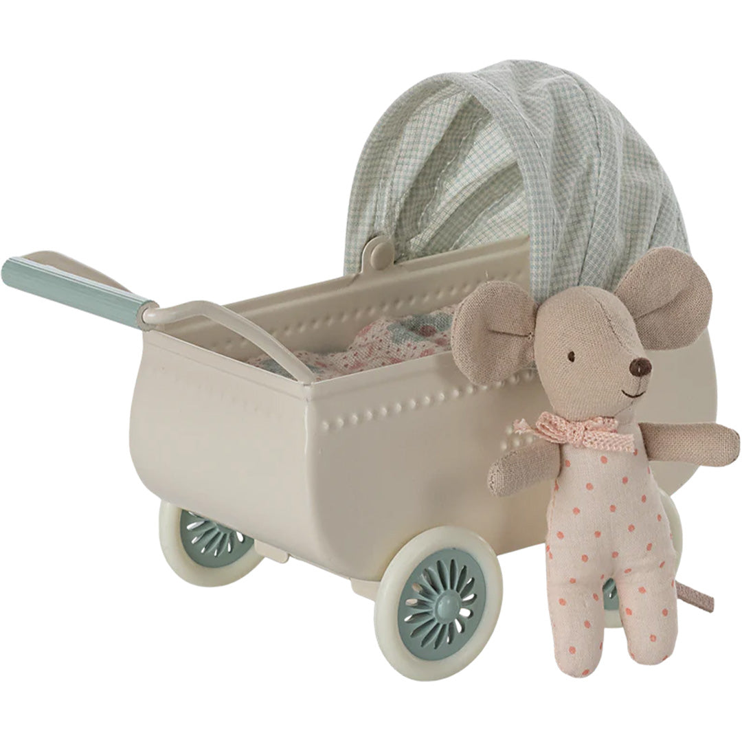maileg-poppenkinderwagen-met-muis-mint-9-cm-11-5103-00-3