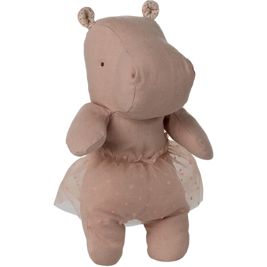 maileg-safari-friends-nijlpaard-met-rokje-soft-rose-23-cm-16-5601-00-1