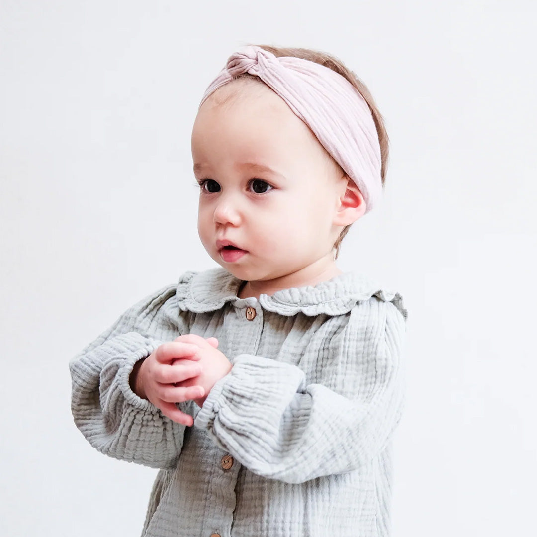 mimi & lula babyhaarband met knoop - pink