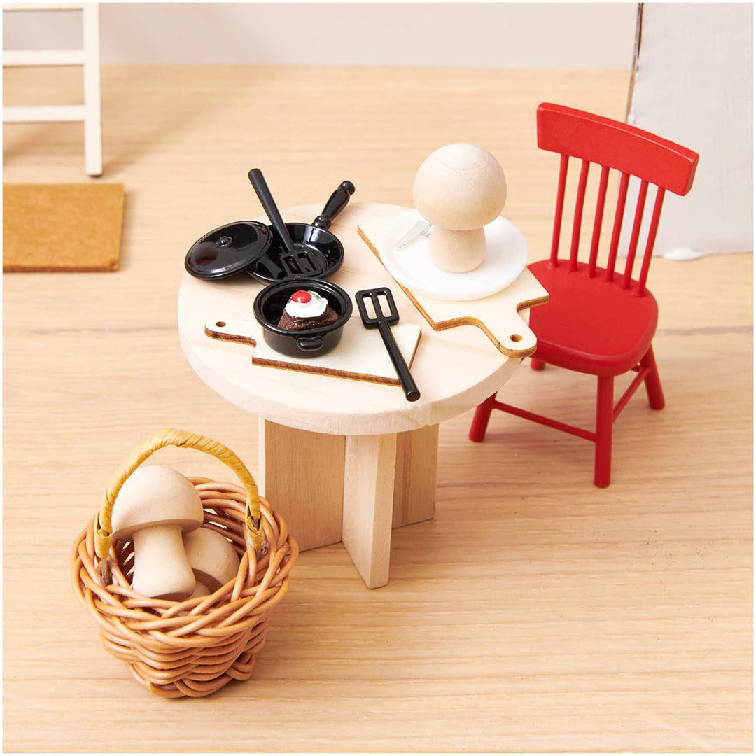 miniatuur houten stoel rood - 8,5 cm | 500365 | 1