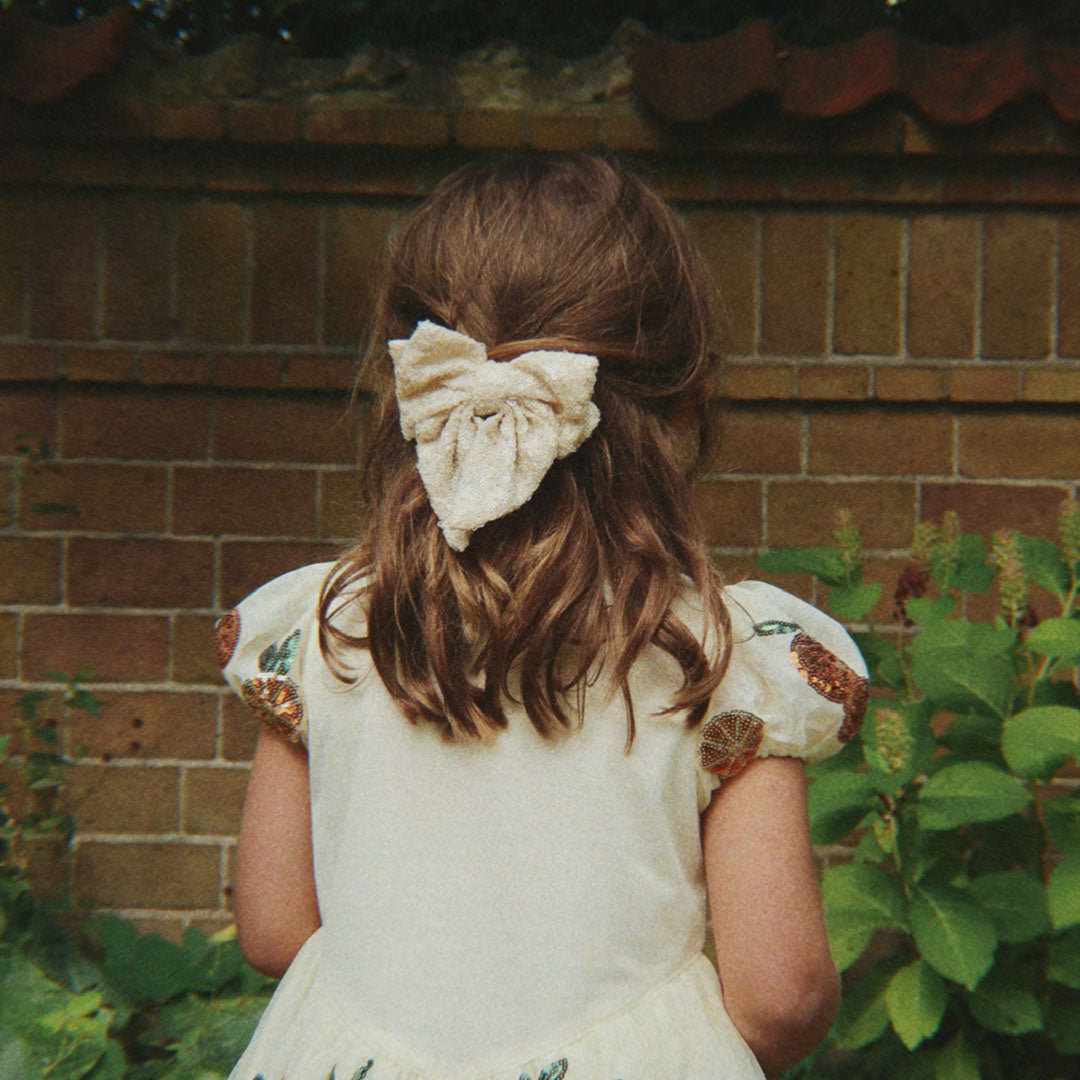 konges sløjd haarclip aries sequin bow - white smoke