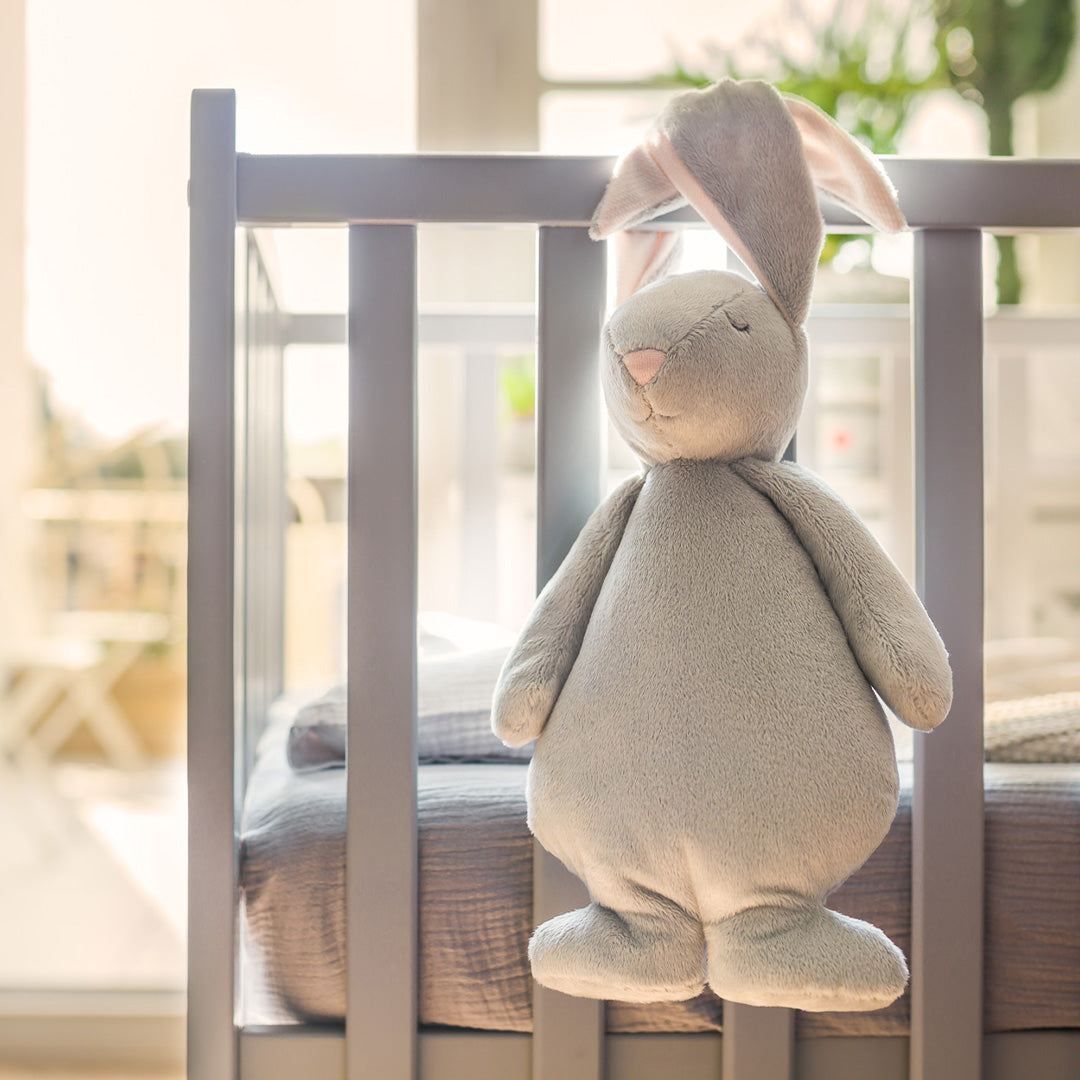 moonie 2.0 next gen knuffelkonijn met nachtlamp en geluid - cloud - 28 cm | KCL2 | 2
