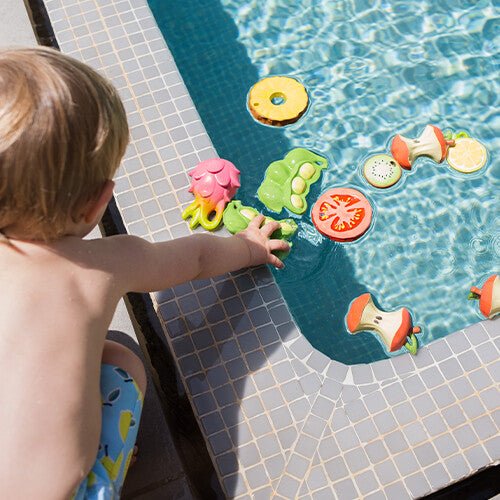 oli & carol bijt- & badspeelgoed tomaat | L-TOMATO-UNIT | 6
