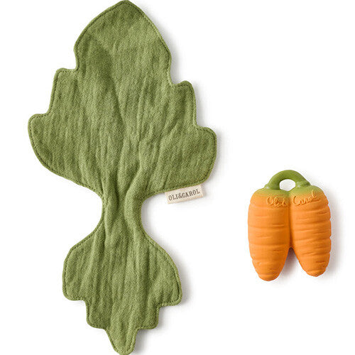 oli & carol knuffeldoek en bijtspeeltje wortel cathy | L-MINDOU-CARROT | 1
