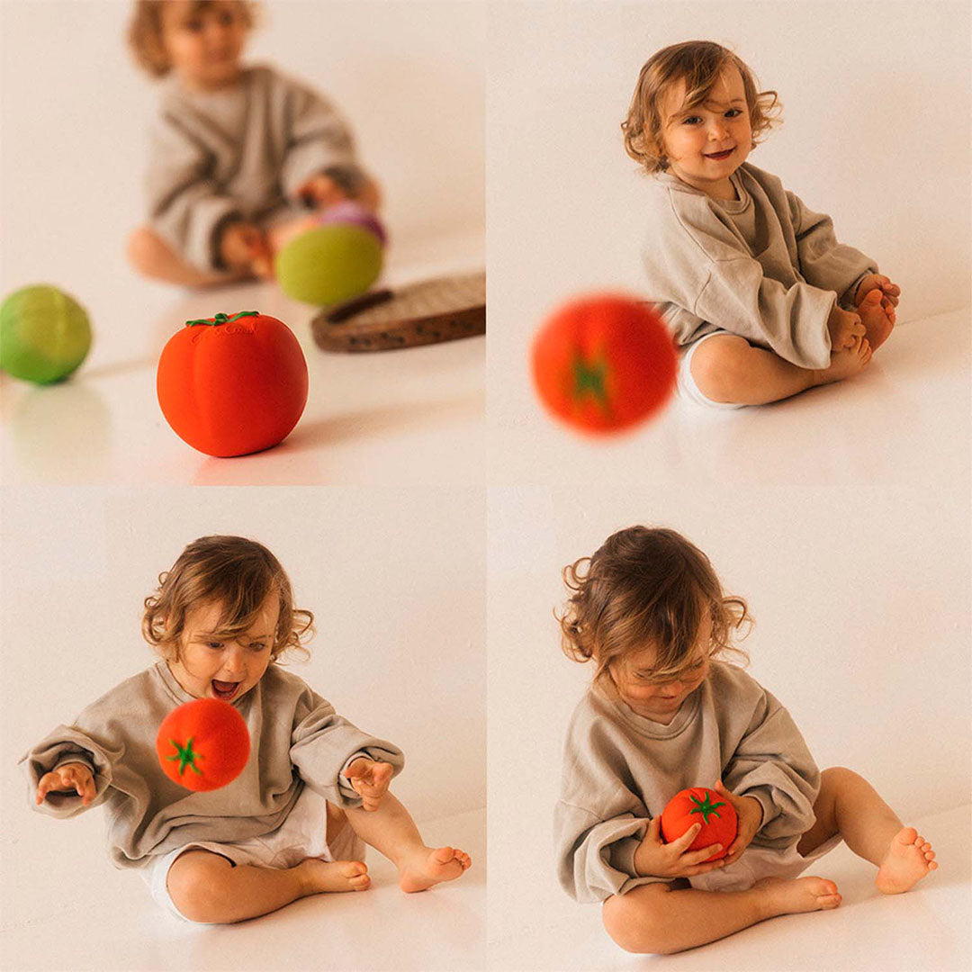 oli & carol sensorische speelbal tomaat | L-BALL-TOMATO | 3