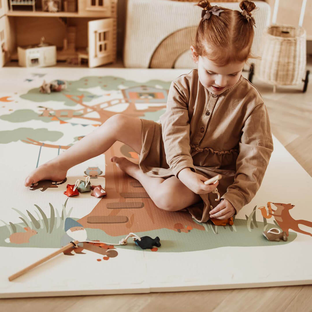play&go 2-in-1 foam speelmat eevaa - treehouse - 180x120 cm | 4895250601277 | 1