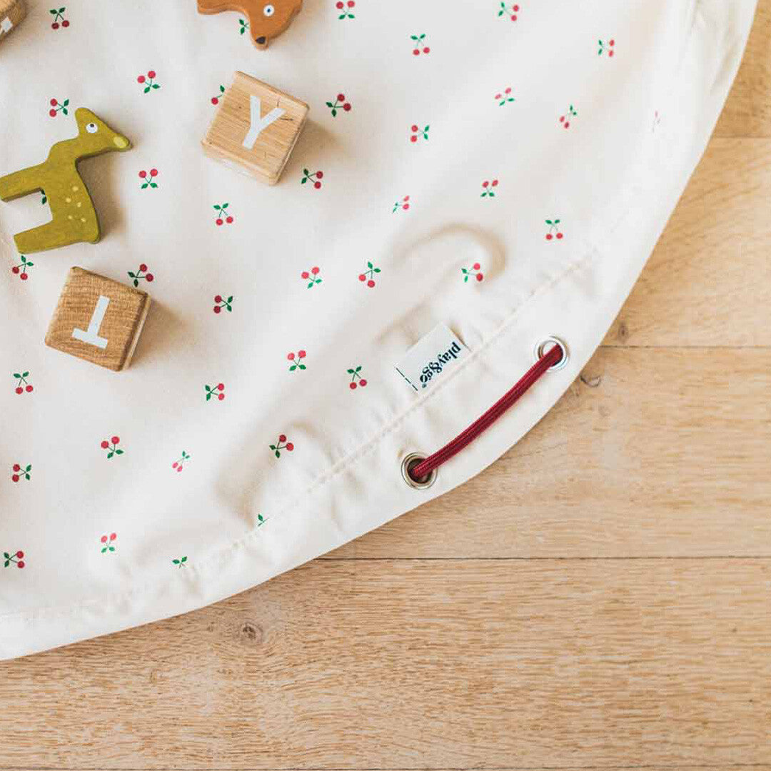 play&go speelkleed en opbergzak - cherry | 4895250600904 | 1