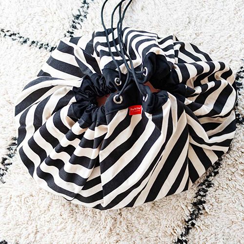 play&go speelkleed en opbergzak strepen zwart | 4897095300308 | 3