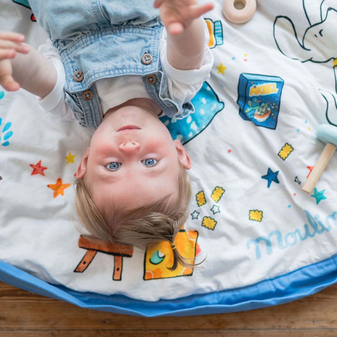 play&go baby speelkleed en draagtas noomad soft - moulin roty - puce et pilou | 4895250601598 | 7