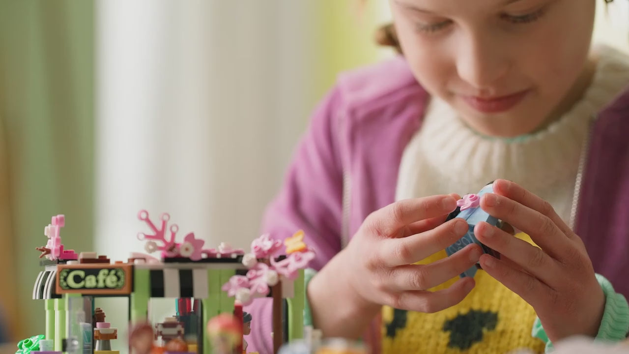 LEGO friends heartlake city café