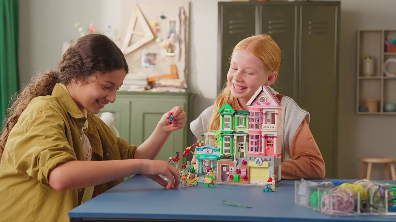LEGO friends heartlake city appartementen en winkels