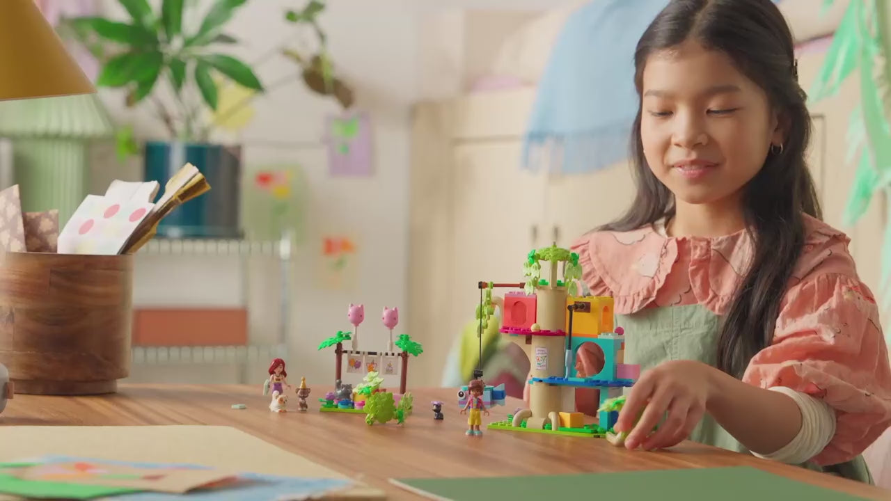 LEGO friends kattenverjaardagsfeestje en boomhut set
