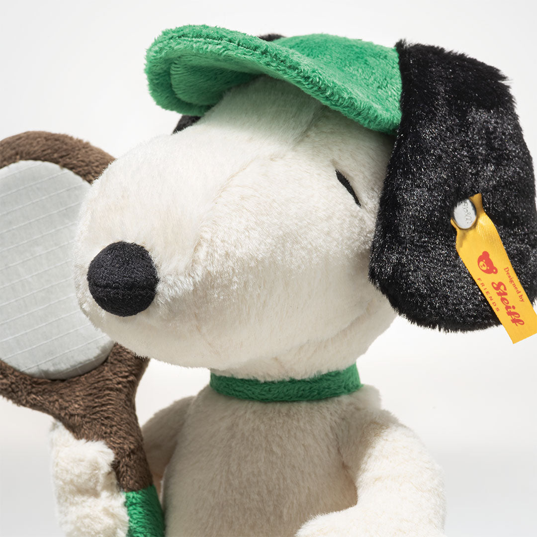 steiff knuffelhond snoopy - tennis - 22 cm | STEI024832 | 2