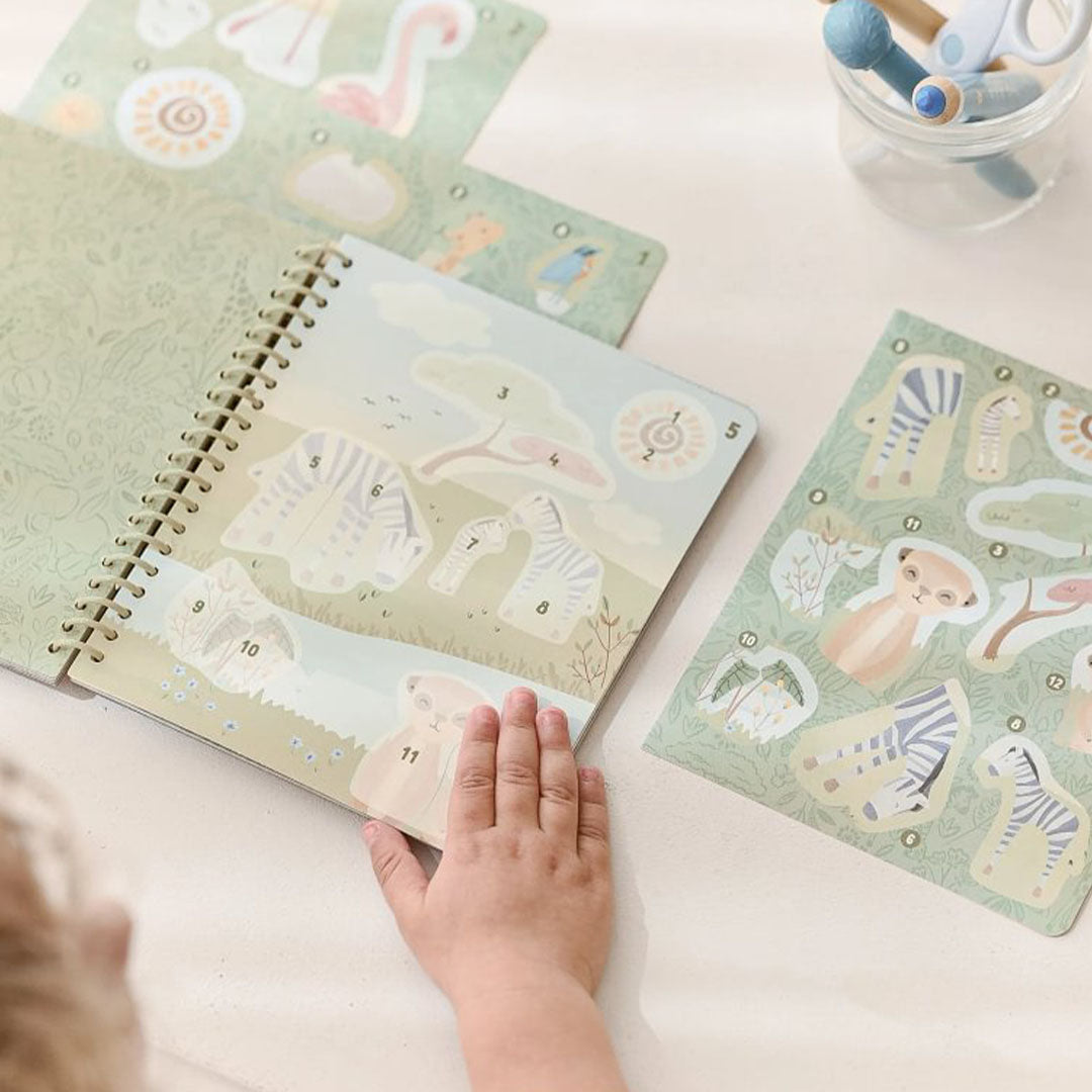 little dutch stickerboek op nummer jim - safari friends