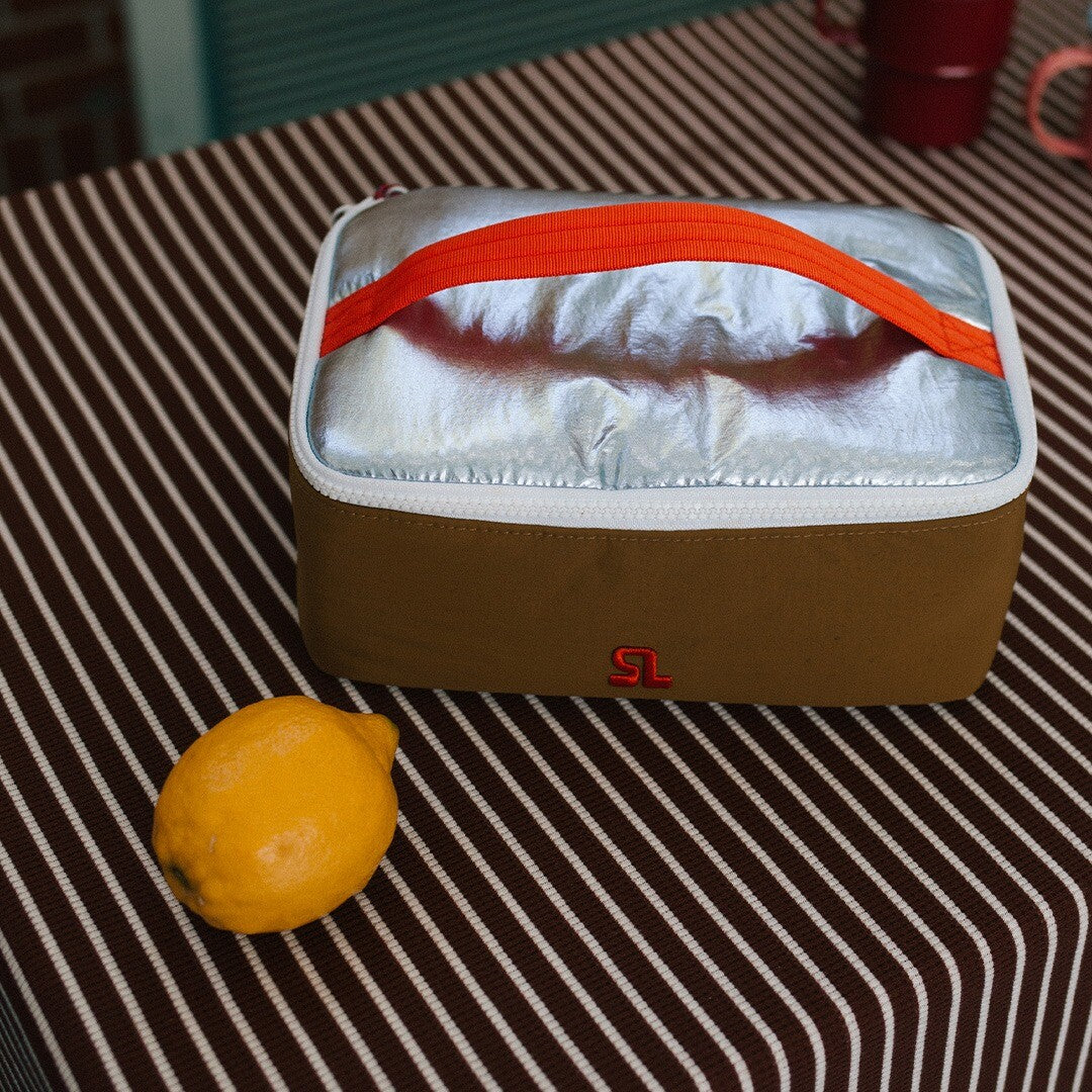 sticky lemon koeltas - shimmer water - golden cup | 1802217 | 2