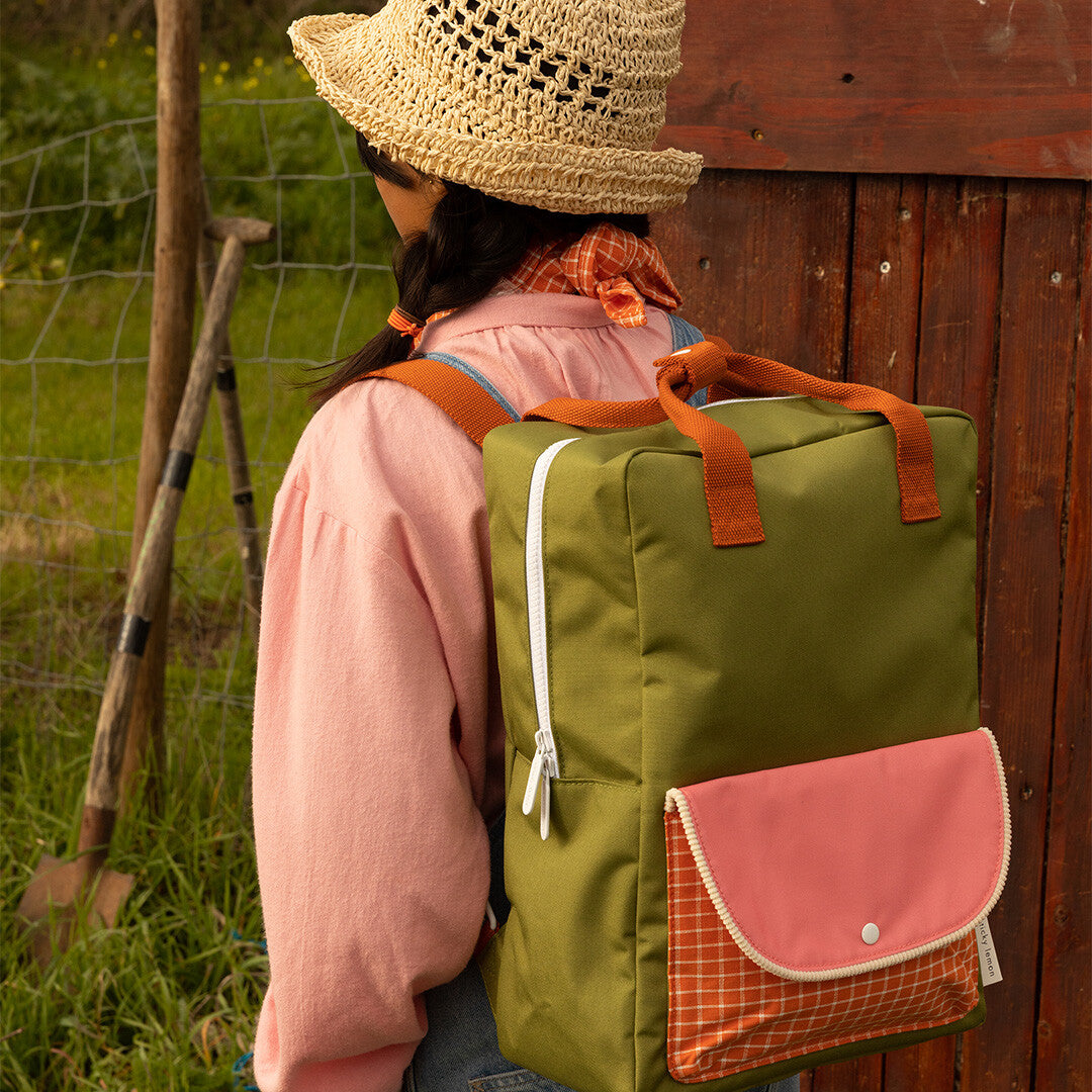 sticky lemon rugzak farmhouse - envelope - sprout green - 38 cm | 1802077 | 4