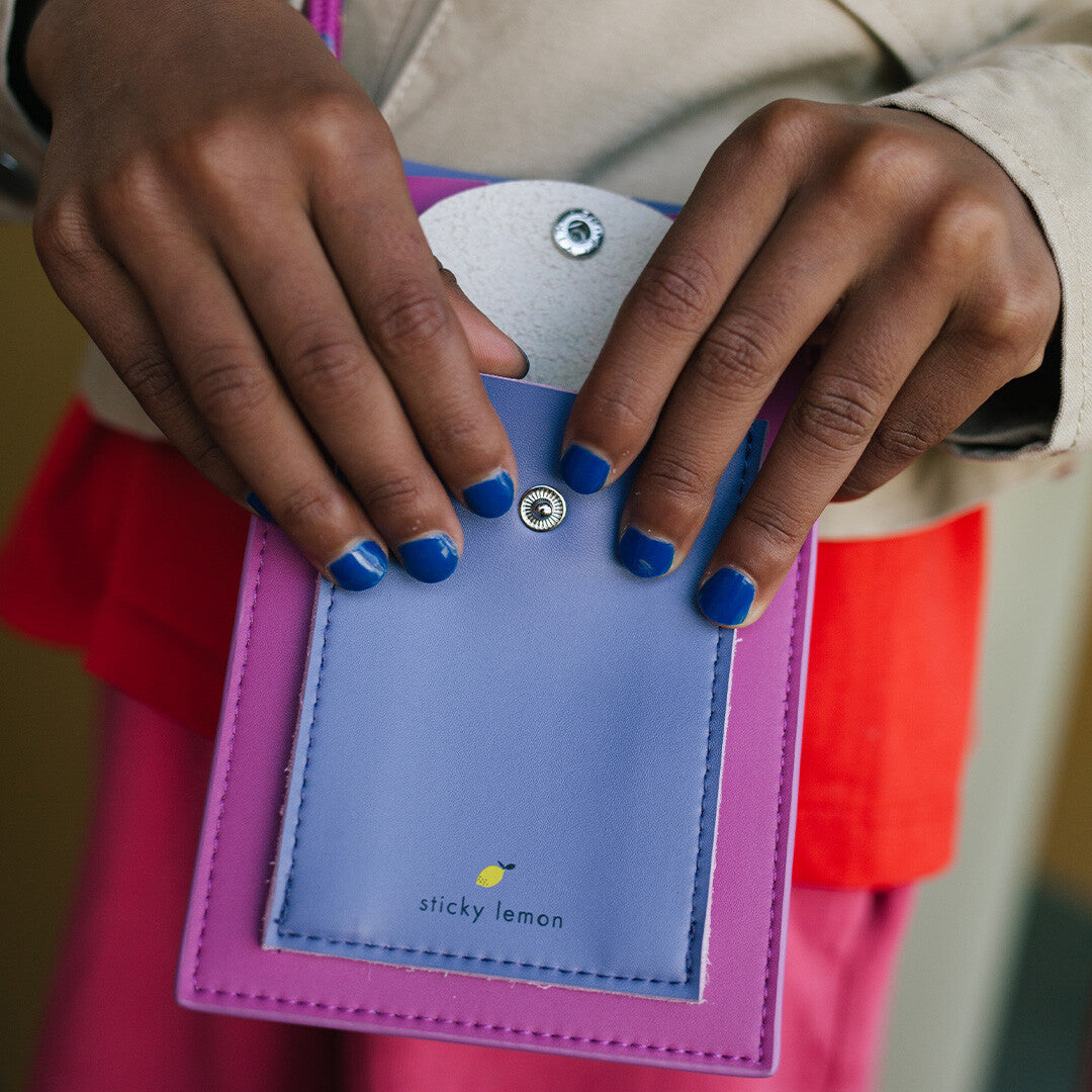 sticky lemon telefoonhoesje met koord - gymnastic pink | 1802188 | 2