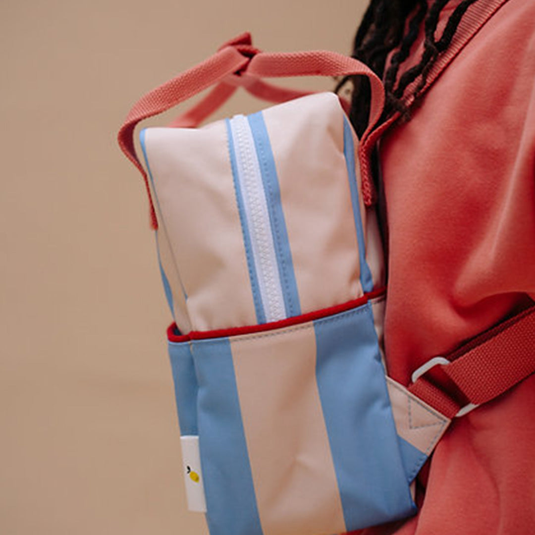 sticky lemon peuterrugzak stripes - cloud blue twiggy beige - 26 cm | LEMO1802379 | 3